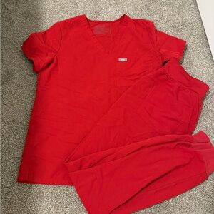 Figs winning red set size small